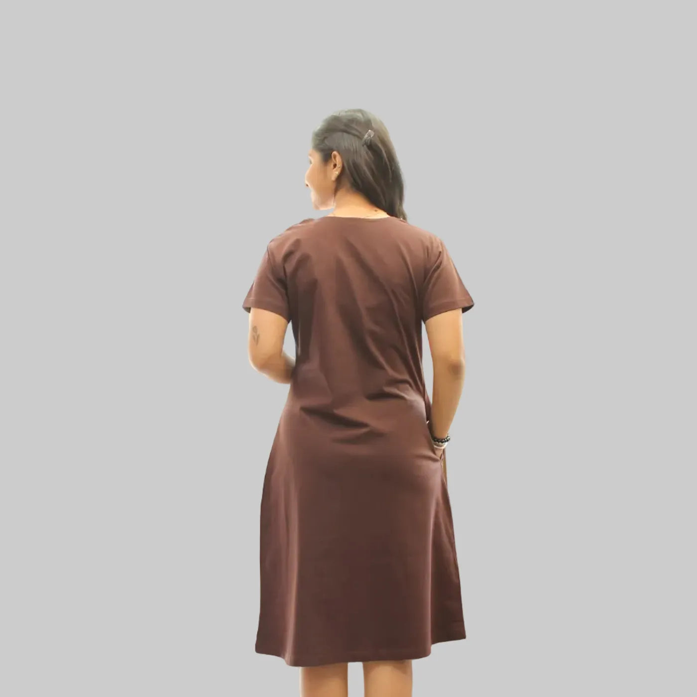 Brown Maple Leaf Hosiery Cotton Knee-Length Short Nighty with Pocket
