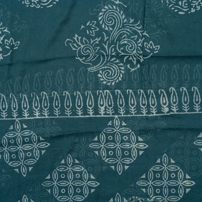 cotton mul dupatta with batik prints