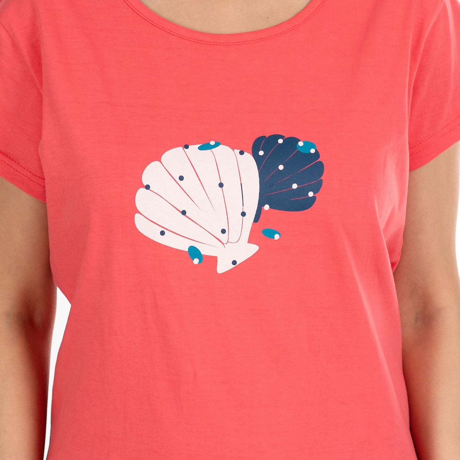 peach color tshirt with shell print on the chest, round neck and short sleeves
